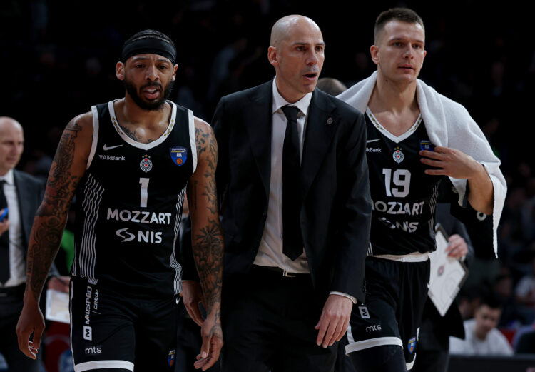 Lakić Arijan Penjaroja Đoan Džons Karlik